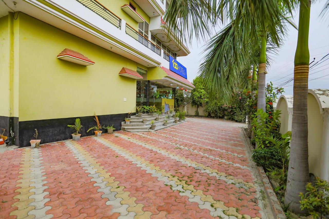 Fabhotel Kriti Green Varanasi Exterior photo